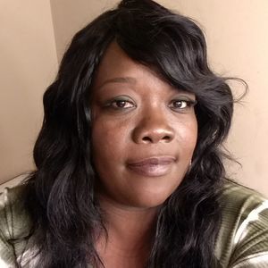 Meet your Posher, Racquel